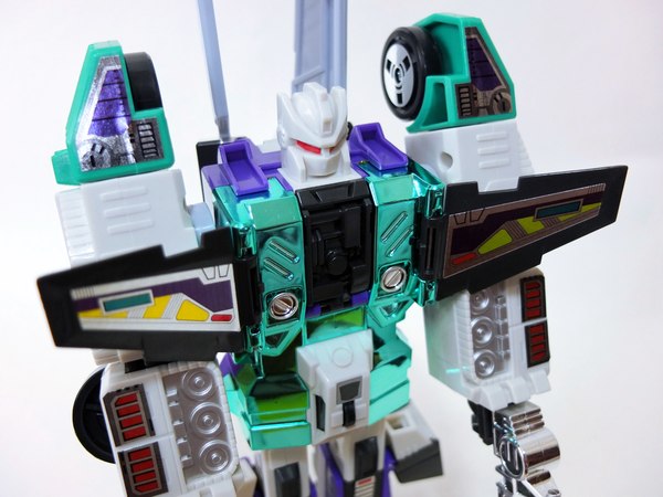 More In-Hand Images of Asian Exclusive Metallic Sixshot G1 Reissue